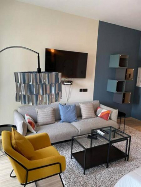 Studio In Downtown Dubai Near Burj Khalifa